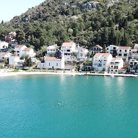 Apartments Azzurro Blace Bagian luar foto