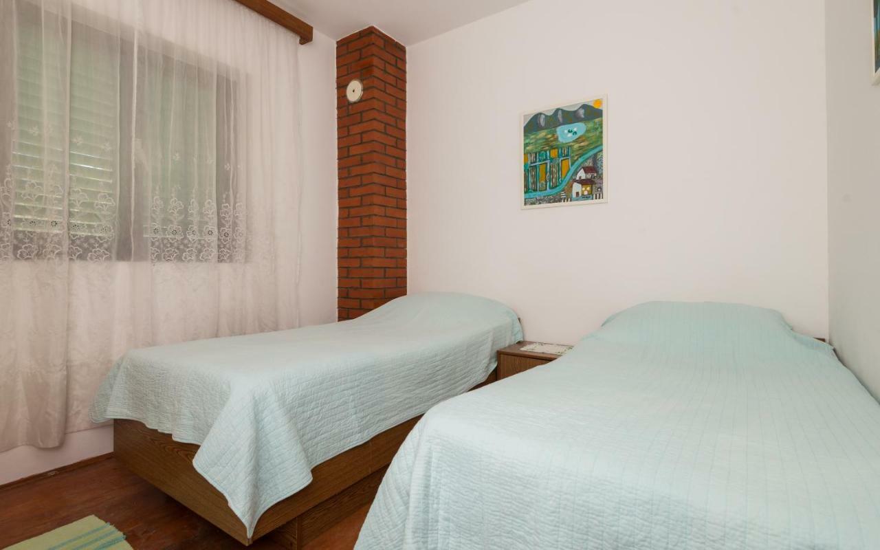 Apartments Azzurro Blace Bagian luar foto